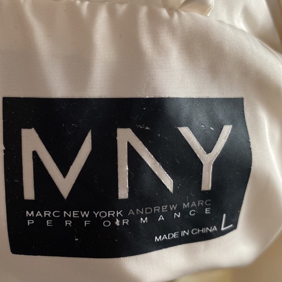 Ladies Marc New York sleeveless puffer jacket vest. - Picture 6 of 7